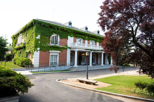 Fachada del Edificio del Consejo en el Complejo de La Moncloa (Foto: Pool Moncloa/Borja Puig de la Bellacasa)