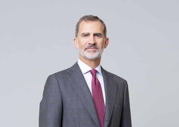 Fotografía oficial de Su Majestad el Rey Don Felipe VI (Estela de Castro).&nbsp;Casa de S.M. el Rey